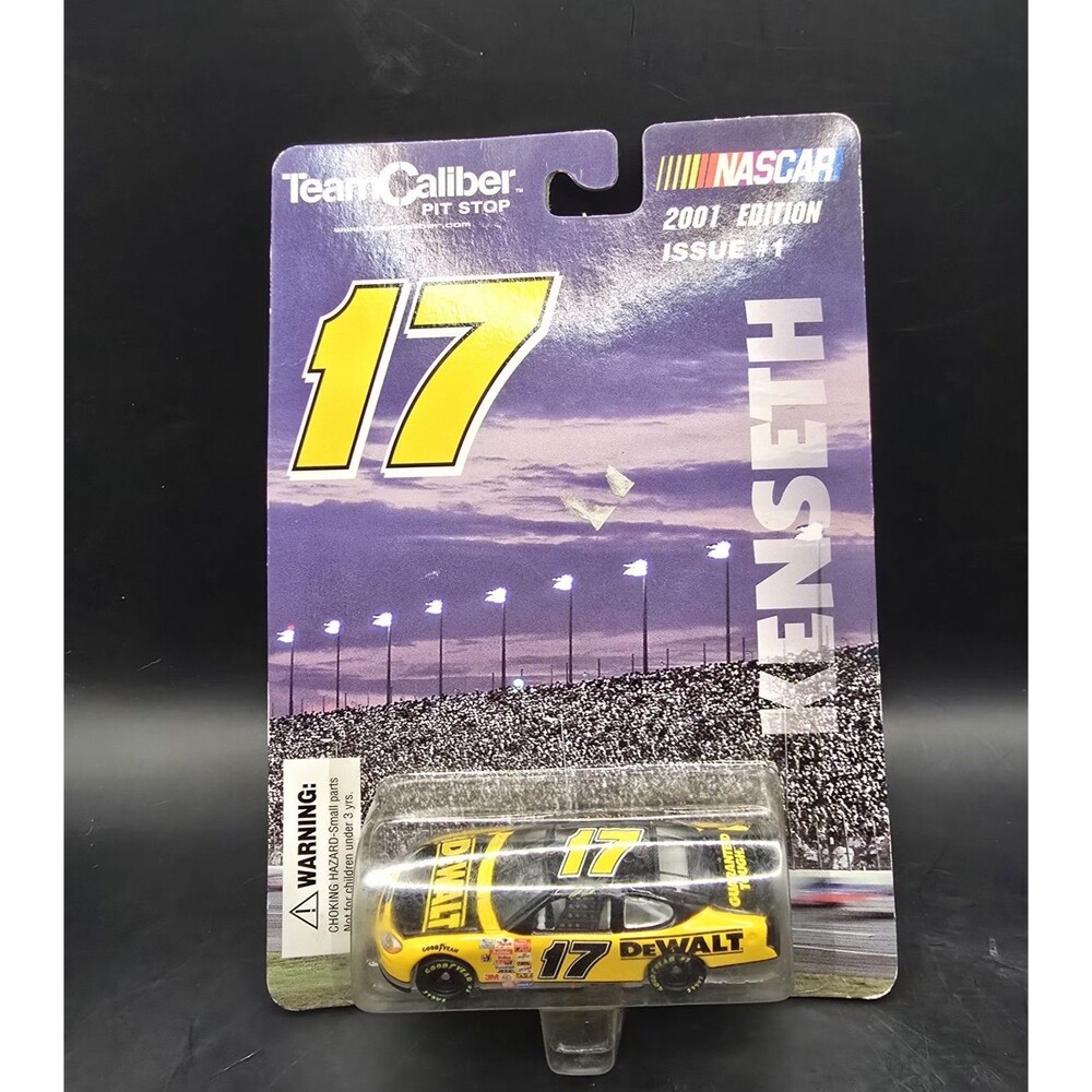 #17 Matt Kenseth / DeWalt 2001 Team Caliber 1/64 Pit Stop Series Issue #1